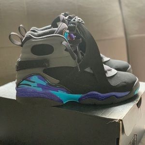 6.5 Y Air Jordan Retro - New